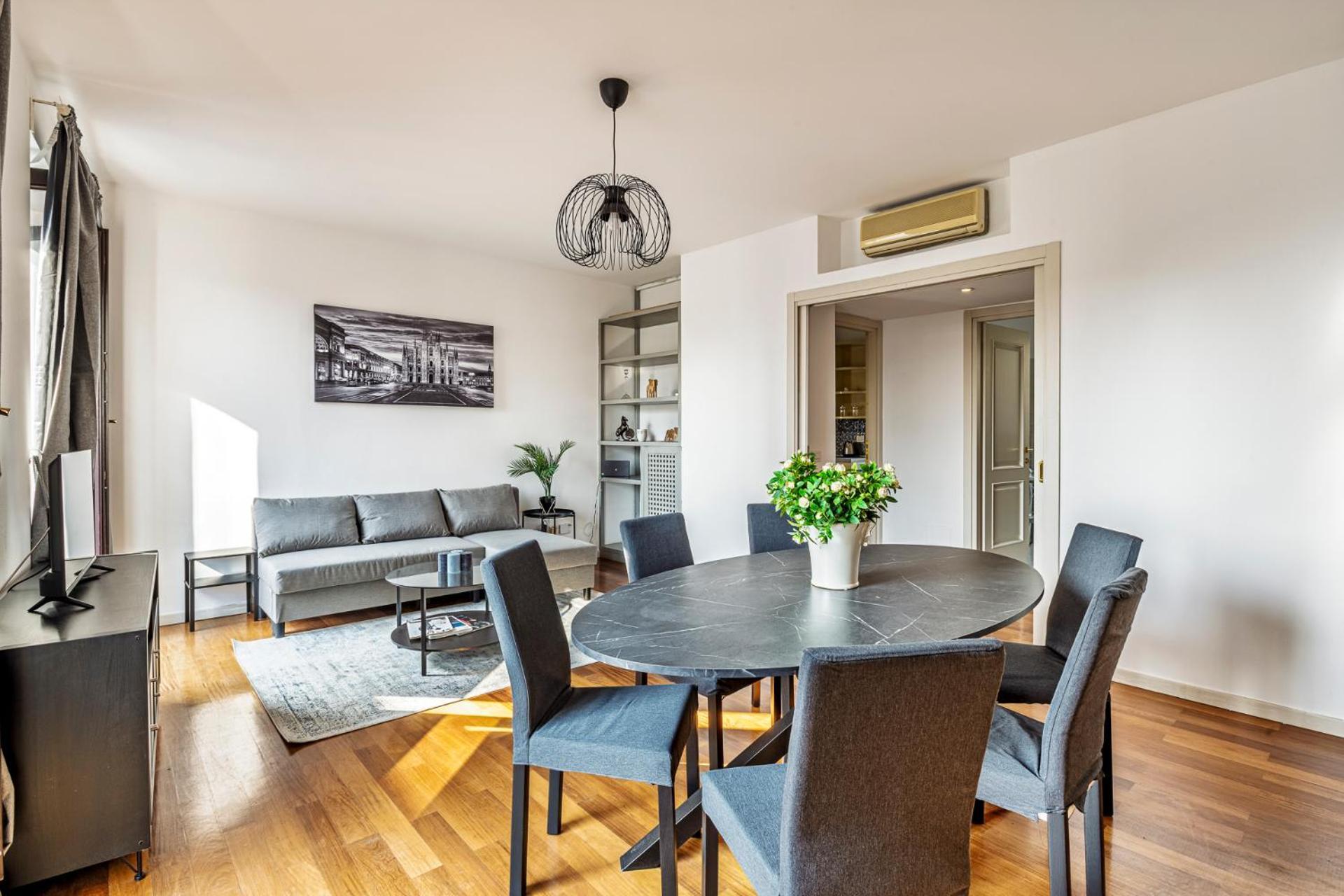 Elegant 2 Bedrooms Apartments Near Duomo Milano Eksteriør billede