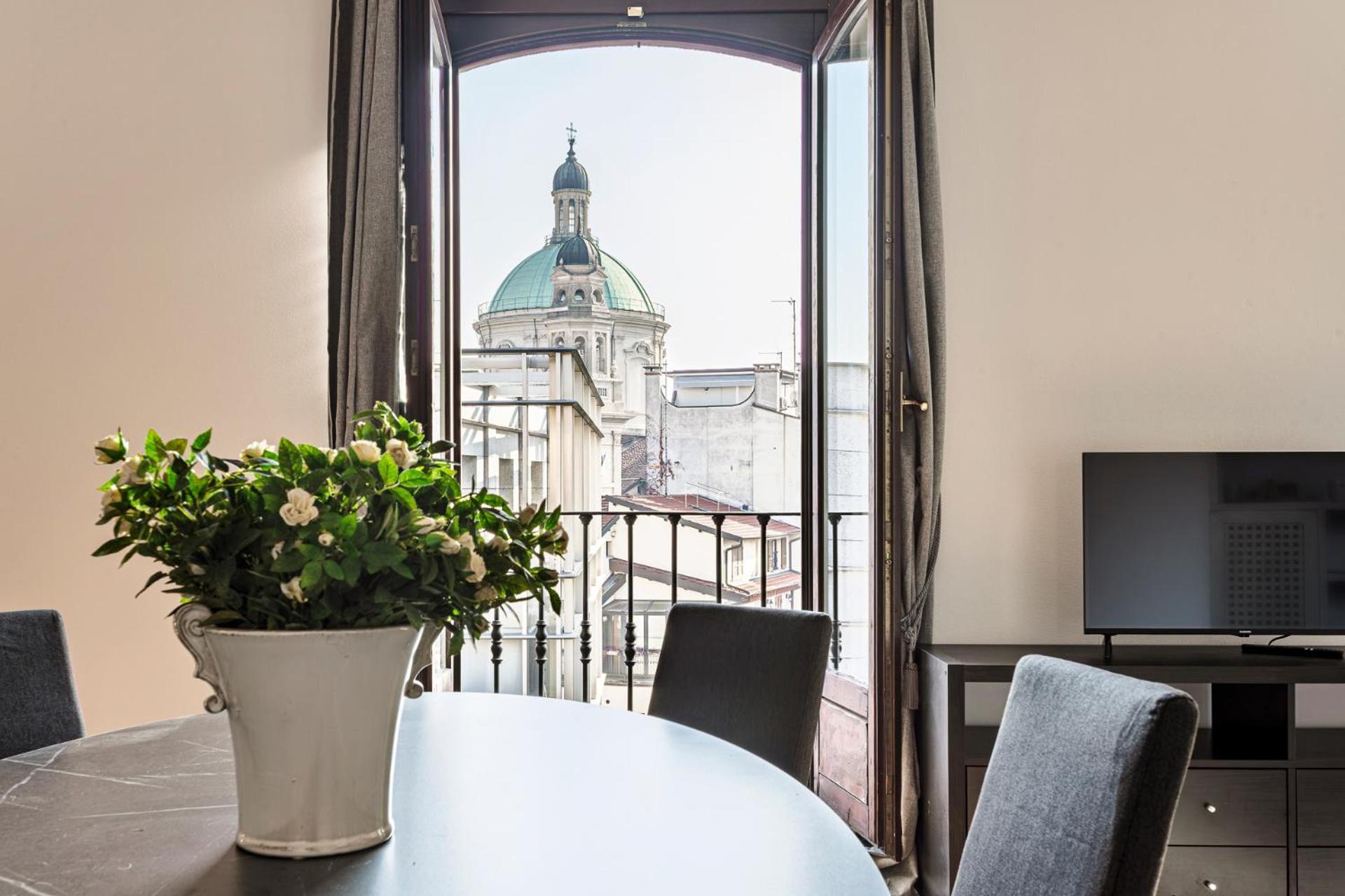 Elegant 2 Bedrooms Apartments Near Duomo Milano Eksteriør billede