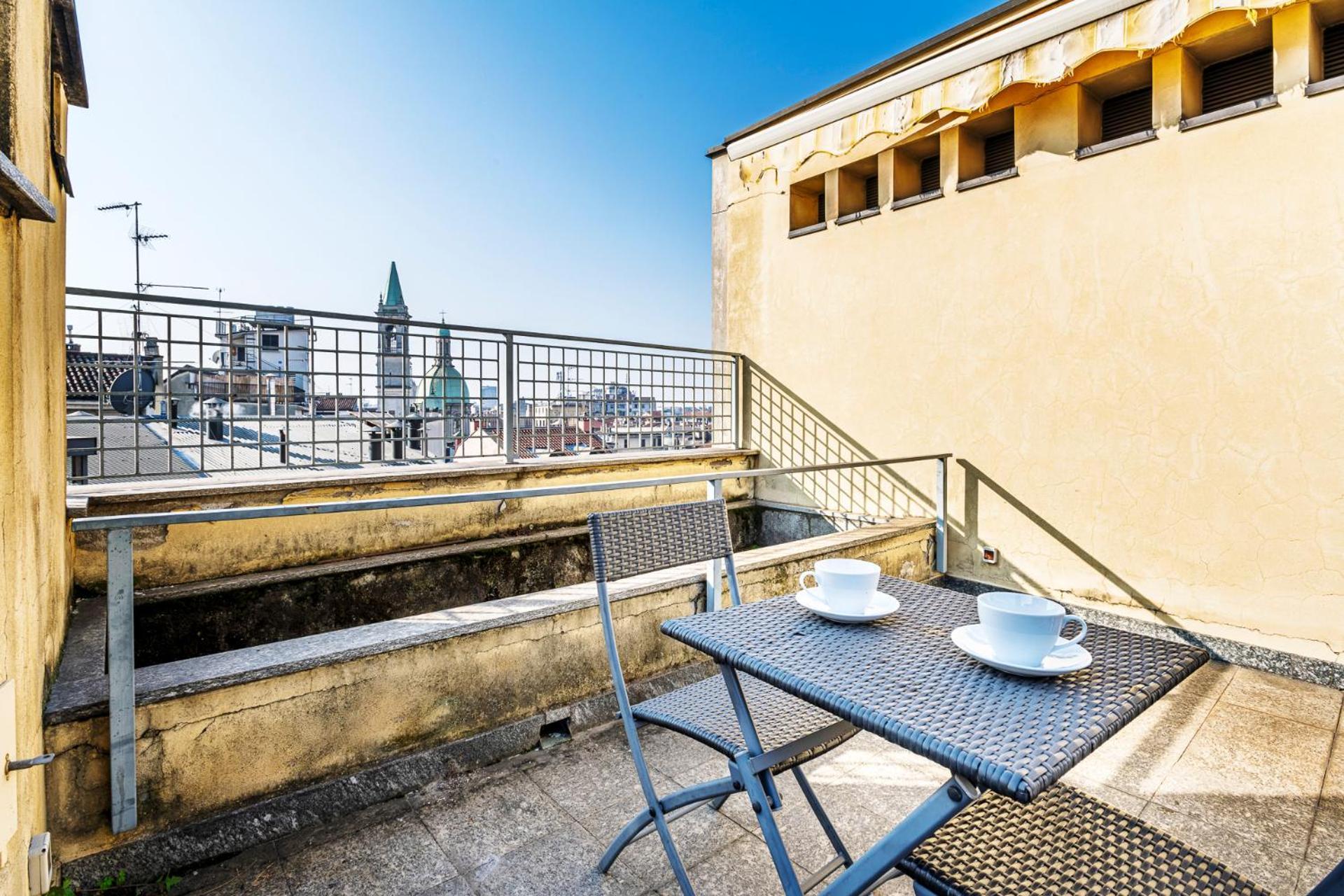 Elegant 2 Bedrooms Apartments Near Duomo Milano Eksteriør billede