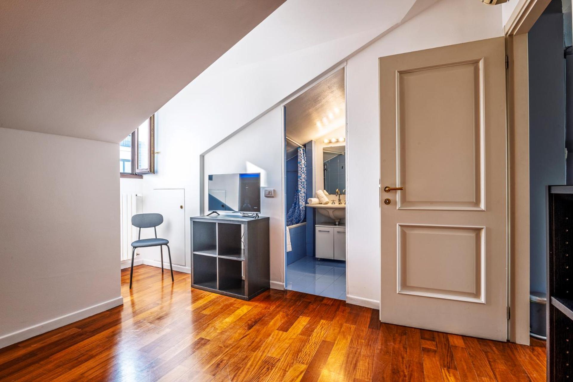 Elegant 2 Bedrooms Apartments Near Duomo Milano Eksteriør billede
