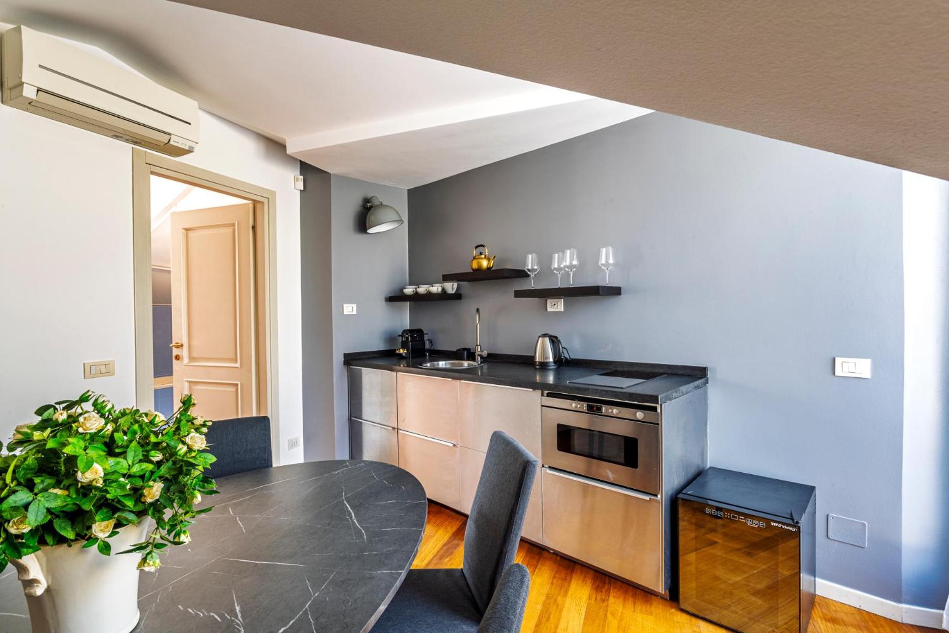 Elegant 2 Bedrooms Apartments Near Duomo Milano Eksteriør billede